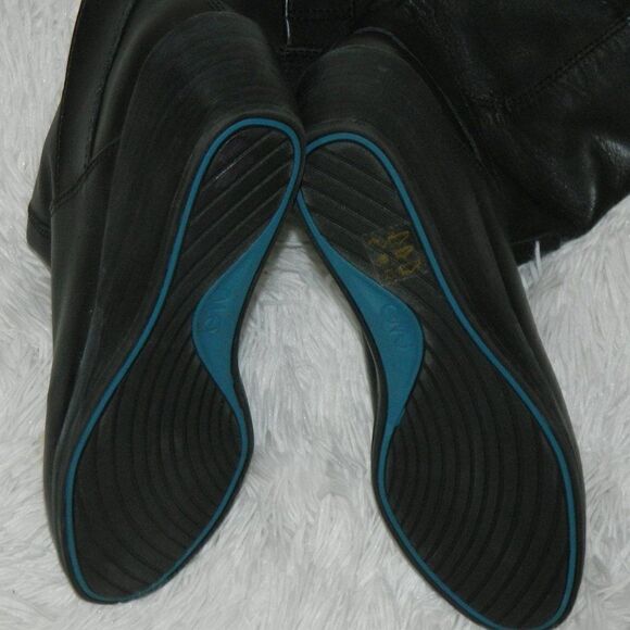 Emu Boots Black Leather Tall Style Allira Boots Size 7 - Picture 13 of 13